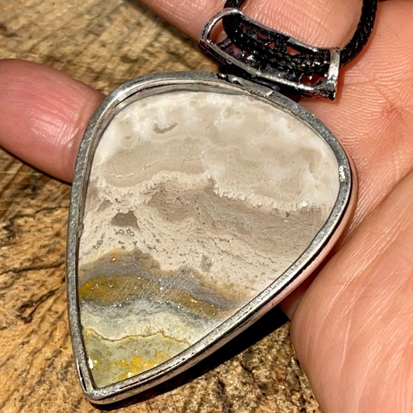 Beautiful Gray & Yellow Bumblebee Jasper 2 1/4” - Picture 14 of 17